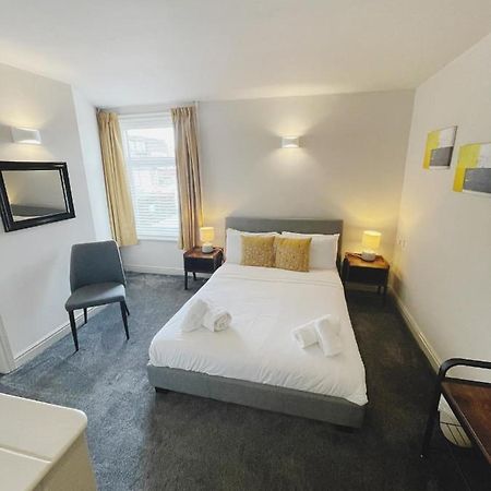 Croppers Arms Hotel Хъдърсфийлд Стая снимка
