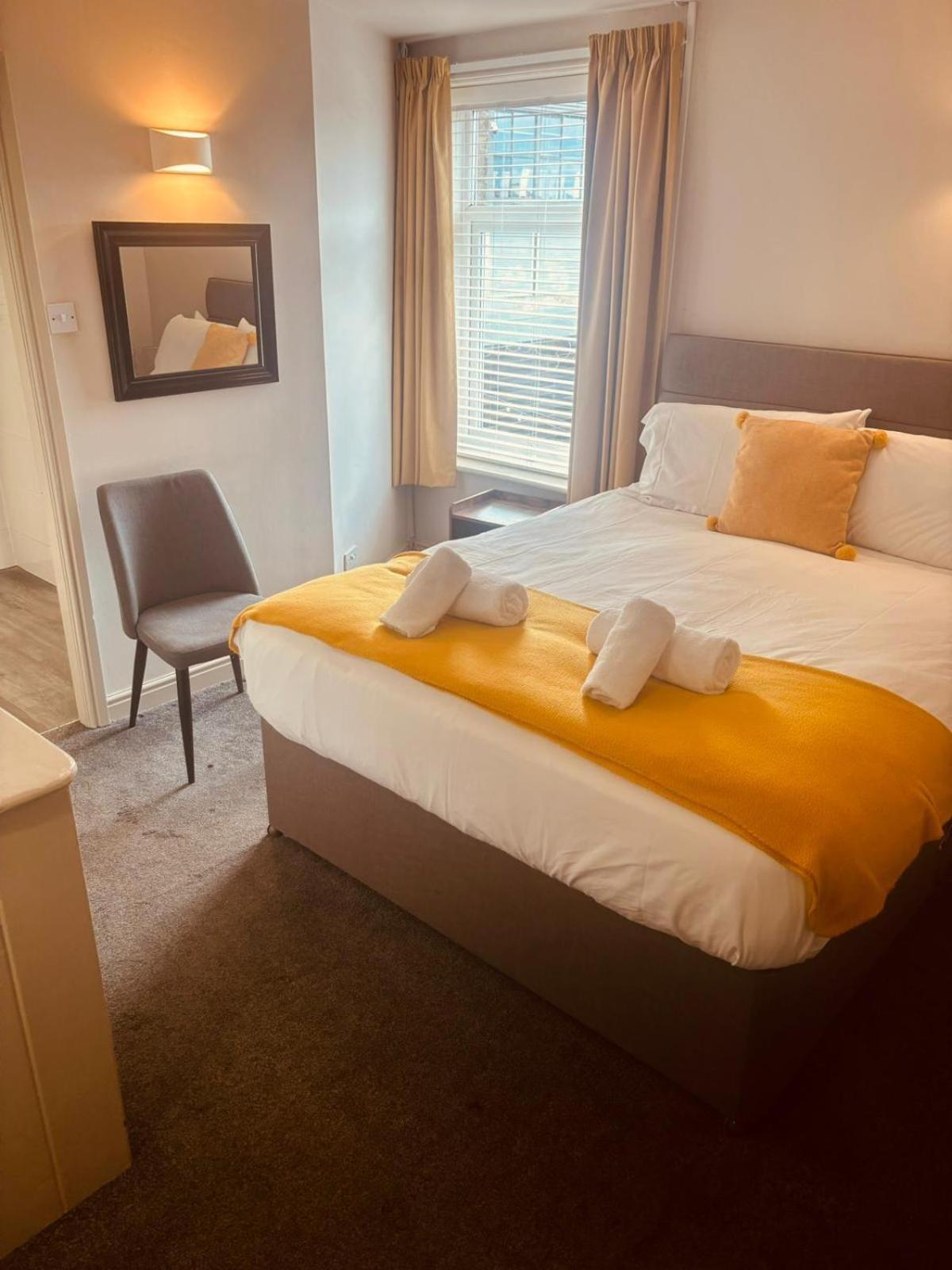 Croppers Arms Hotel Хъдърсфийлд Екстериор снимка